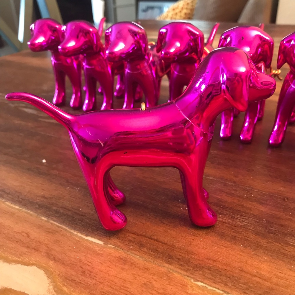 PINK by Victoria’s Secret plastic dogs